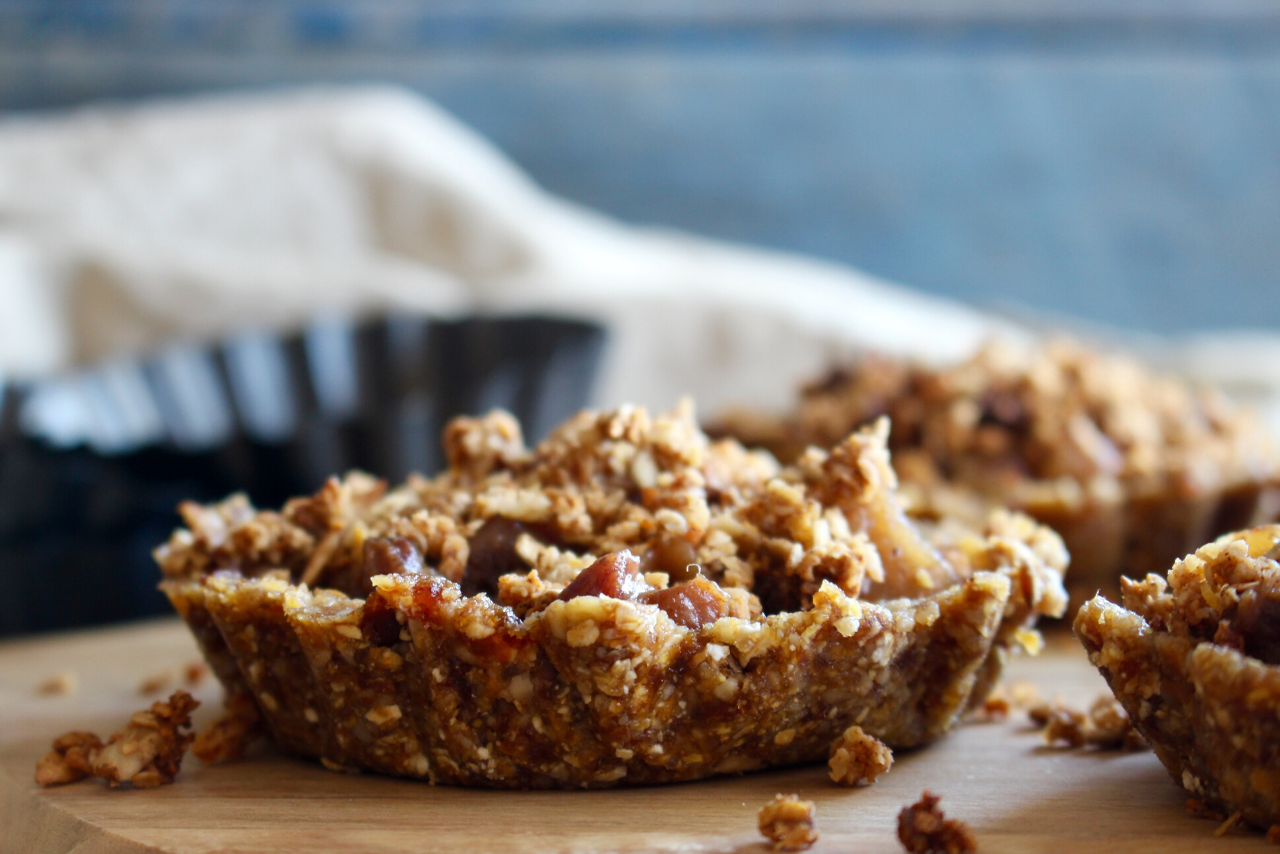 Lupin, Apple and Cinnamon Tart