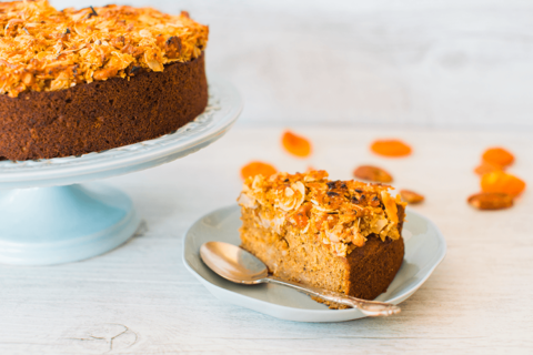 Apple and Lupin Coco-Nutty Cake